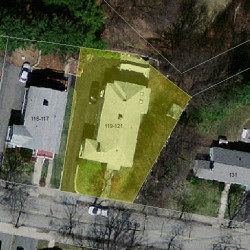 121 Warwick Rd, Newton, MA 02465 aerial view