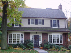 30 Trowbridge Ave, Newton, MA 02460 exterior