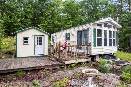 3 Noble Ln, Bridgton, ME 04009 exterior
