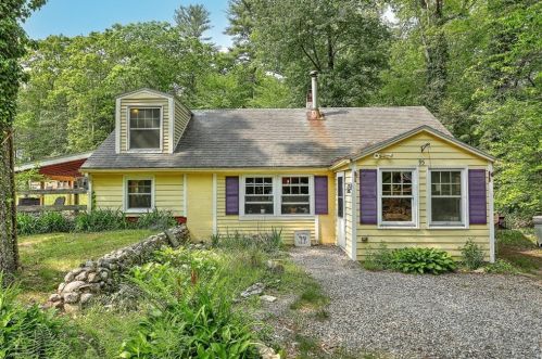 95 Breakheart Hill Rd, West Greenwich, RI 02817 exterior