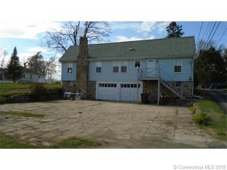 27 Neck Rd, Clinton, CT 06413 exterior