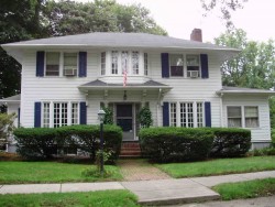 142 Moffat Rd, Newton, MA 02468 exterior