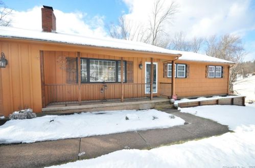105 Evergreen Rd, Vernon, CT 06066 exterior
