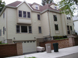 28 Champa St, Newton, MA 02464 exterior