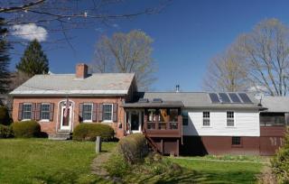 46 Maple St, Gill, MA 01360 exterior