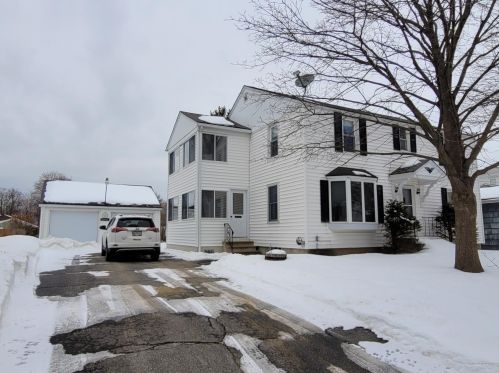 40 Coburn St, Lewiston, ME 04240 exterior