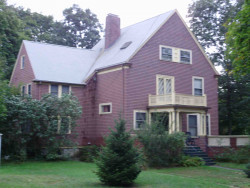 712 Chestnut St, Newton, MA 02465 exterior
