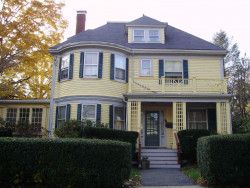 195 Morton St, Newton, MA 02459 exterior