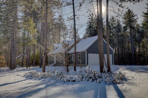 63 Christopher St, Fryeburg, ME 04037 exterior
