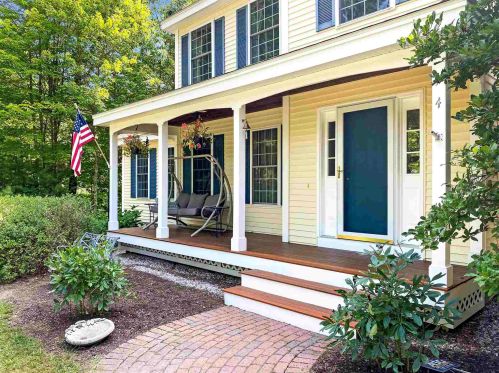 4 Fox Meadow Dr, Bow, NH 03304 exterior