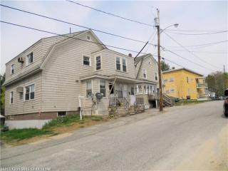 48 Laurier St, Lewiston, ME 04240 exterior