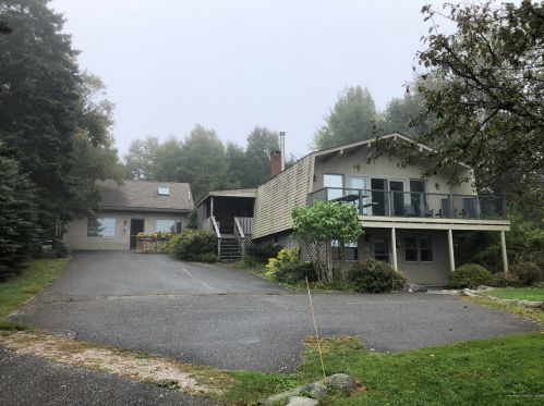 50 Granville Rd, Bass Harbor, ME 04653 exterior