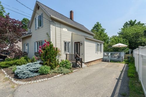 2 Alter Ct, Newburyport, MA 01950 exterior