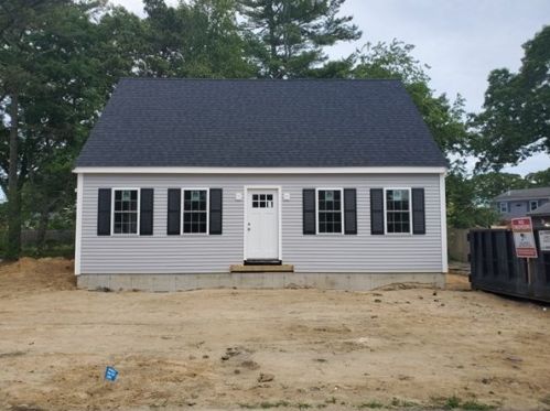1 Upham St, Wareham, MA 02571 exterior