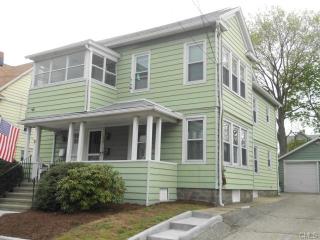 118 Wilson St, Bridgeport, CT 06605 exterior