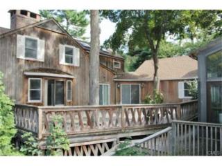 1 Tulip Tree Ln, Norwalk, CT 06851 exterior