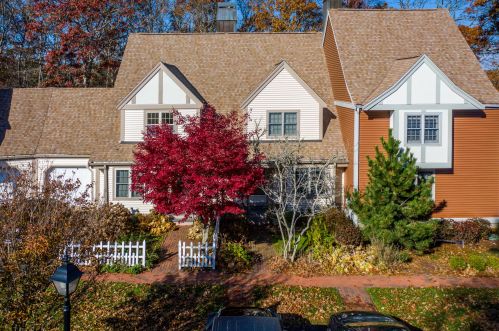 3 Village Green Cir, Mashpee, MA 02649 exterior
