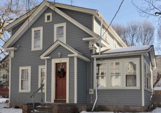 279 Rathbun St, Woonsocket, RI 02895 exterior