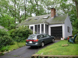 41 Roundwood Rd, Newton, MA 02464 exterior