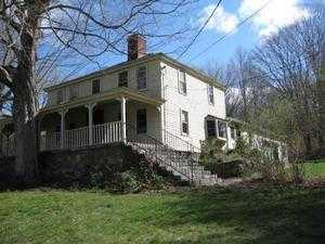 2 Wig Hill Rd, Haddam, CT 06438 exterior