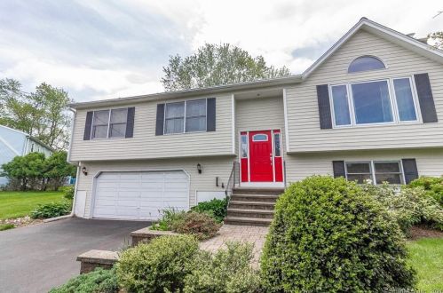 3 Watrous Farm Rd, Wallingford, CT 06492 exterior