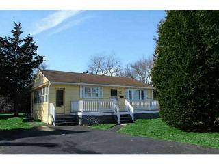 64 Fishermans Ave, Westerly, RI 02891 exterior