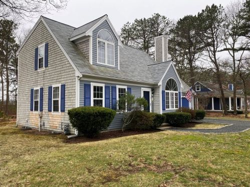 31 Sewall Dr, Mashpee, MA 02649 exterior