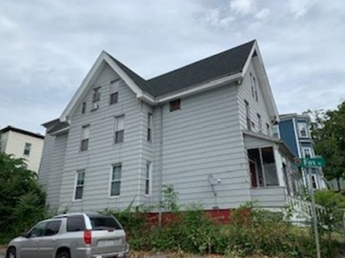 39 Fox St, Worcester, MA 01604 exterior