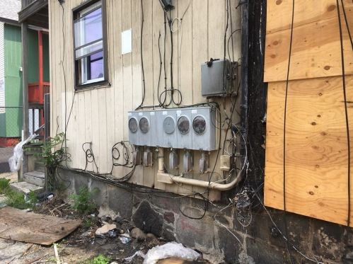 11 Daisy St, Lawrence, MA 01841 exterior