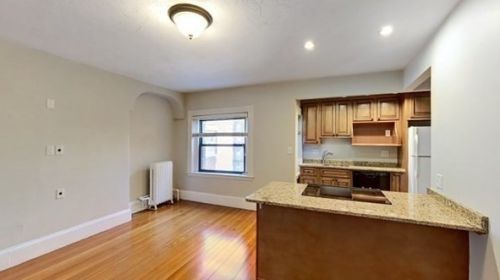 30 Peterborough St, Roxbury-Xing, MA 02215 exterior