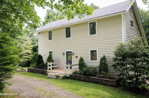 13 Egremont Heights Rd, Mount-Washington, MA exterior