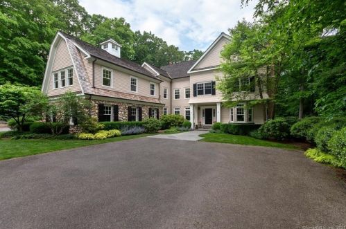 54 Bridle Path Ln, New Canaan, CT 06840 exterior