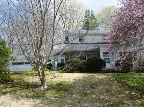 46 Lords Ln, Deep River, CT 06417 exterior