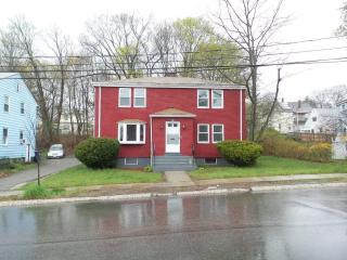 16 Mamelon Cir, Roxbury Xing, MA 02126 exterior