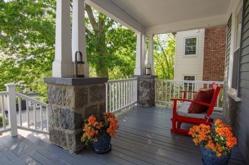 55 Redlands Rd, Roxbury-Xing, MA 02132 exterior