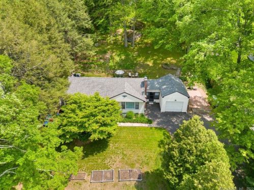 953 Flanders Rd, Southington, CT 06489 exterior