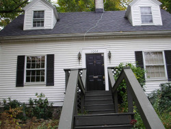 1064 Boylston St, Newton, MA 02461 exterior