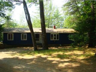 10 Island Dr, Ashland, NH 03217 exterior