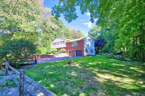 7 Short Ave, Waterbury, CT 06716 exterior