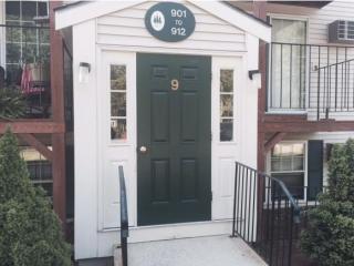 908 White Cedar Blvd, Portsmouth, NH 03801 exterior