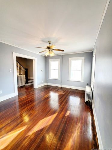 150 Roselle St, Bridgeport, CT 06604 exterior