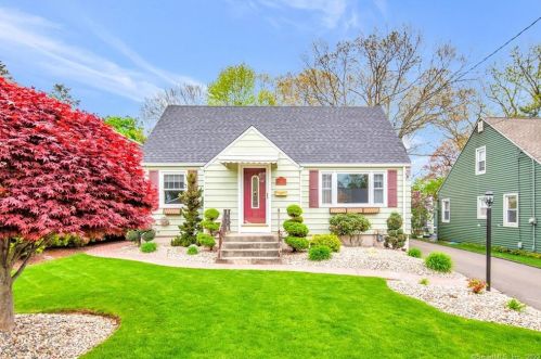 49 Sachem St, New-Britain, CT 06053 exterior