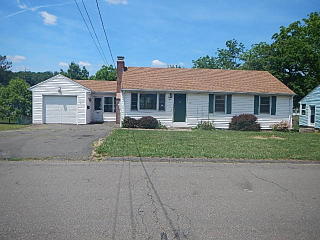 34 York Rd, Kensington, CT 06037 exterior