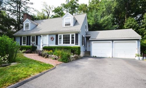7 Old Brook Rd, Shrewsbury, MA 01545 exterior