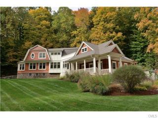 10 Dawn Ln, Ridgefield, CT 06877 exterior