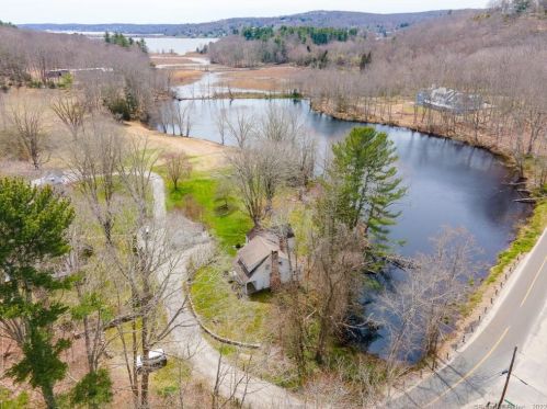 202 Joshuatown Rd, Lyme, CT 06371 exterior