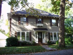 35 Woodcliff Rd, Newton, MA 02461 exterior