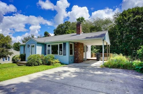 25 Hingham Rd, North-Grafton, MA 01536 exterior