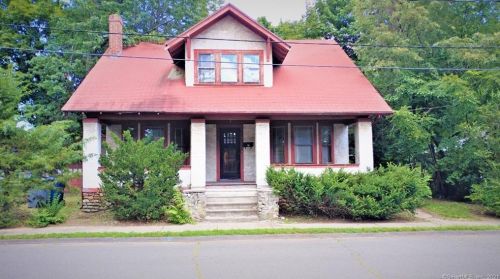 16 Strong Ct, Plainville, CT 06062 exterior