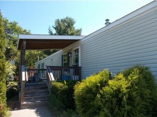 54 Daffodil Hill Ln, Rochester, NH 03868 exterior